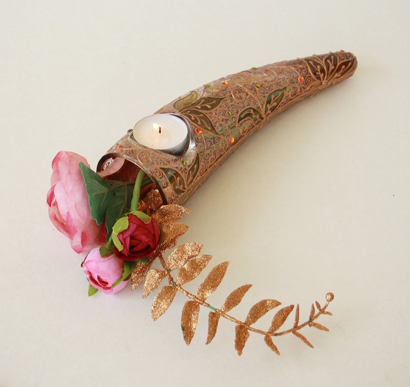 Glass Tea Light Candle Holder Vase Hand painted Swarovski Crystals - ของวางตกแต่ง - แก้ว สีทอง