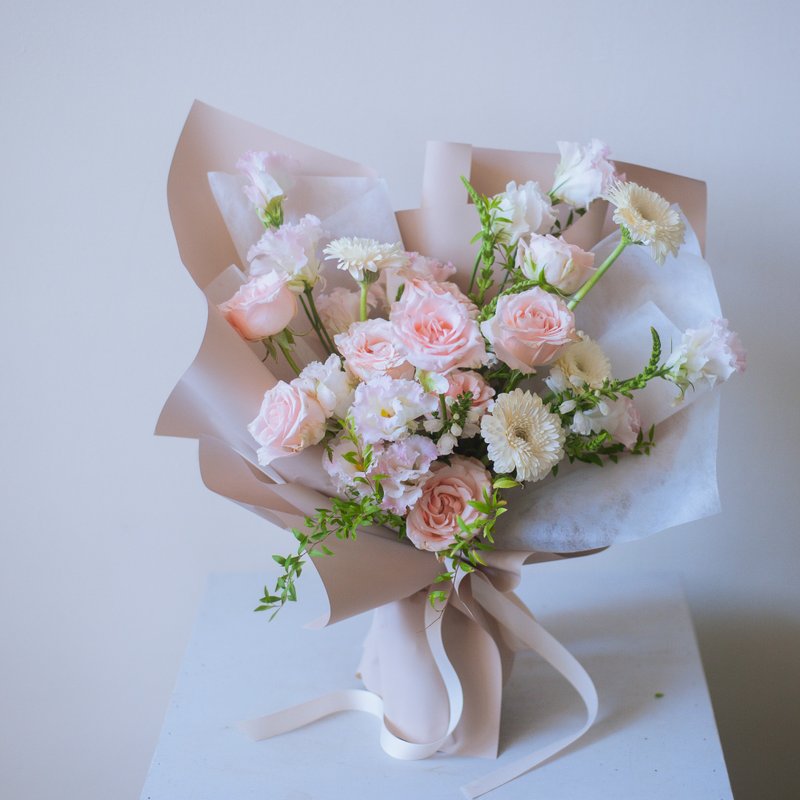 Soft Pink Rose Bouquet | Flowers | Gifts - ช่อดอกไม้แห้ง - พืช/ดอกไม้ สึชมพู