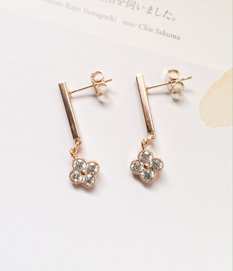 ❈La Don pull ❈ ❈ - earrings - flowers - ต่างหู - โลหะ สีทอง