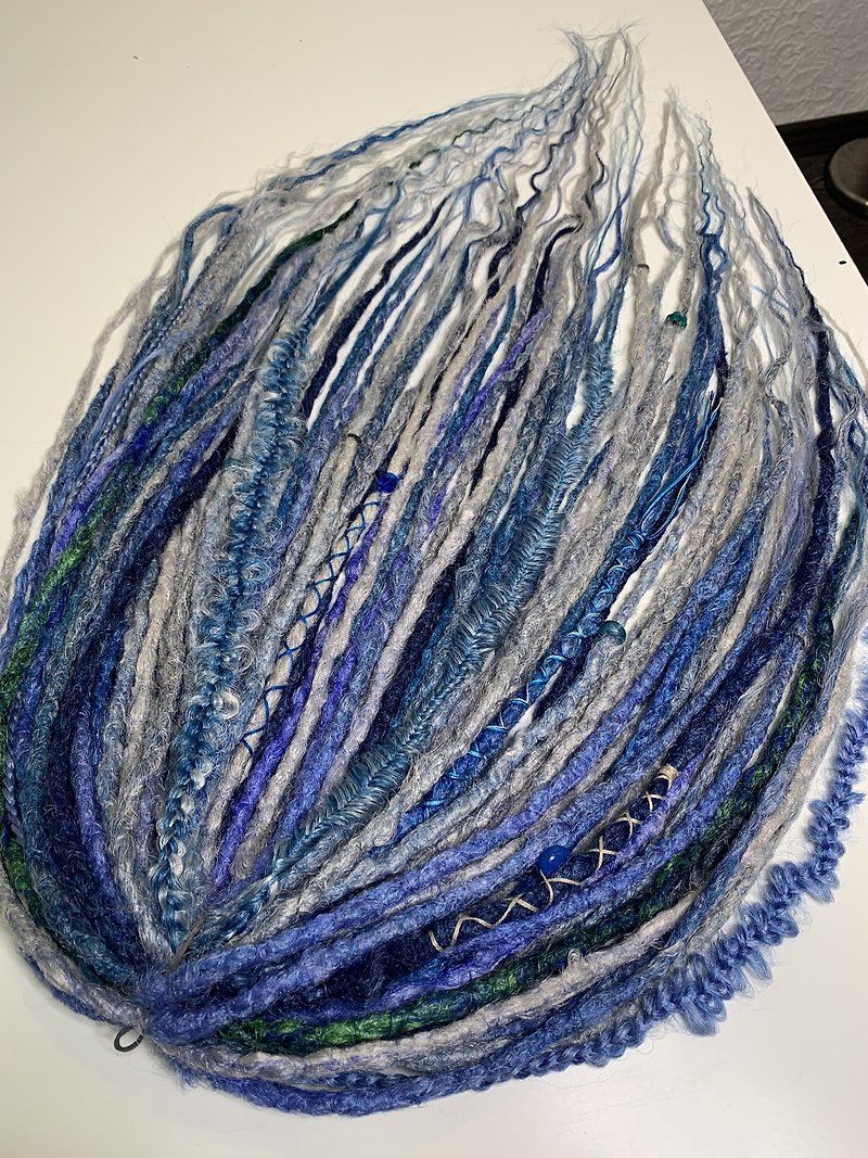 SEA STORM DREADS. Synthetic dreads. Texture. Braids - เครื่องประดับผม - วัสดุอื่นๆ สีน้ำเงิน