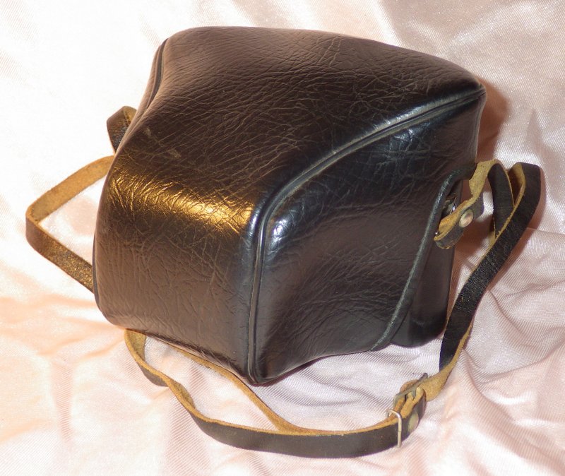 Zenit-19 ZENIT-18 相機原廠盒附 Helios-44 Zenitar Industar-61 - 相機包/相機袋 - 其他材質 黑色