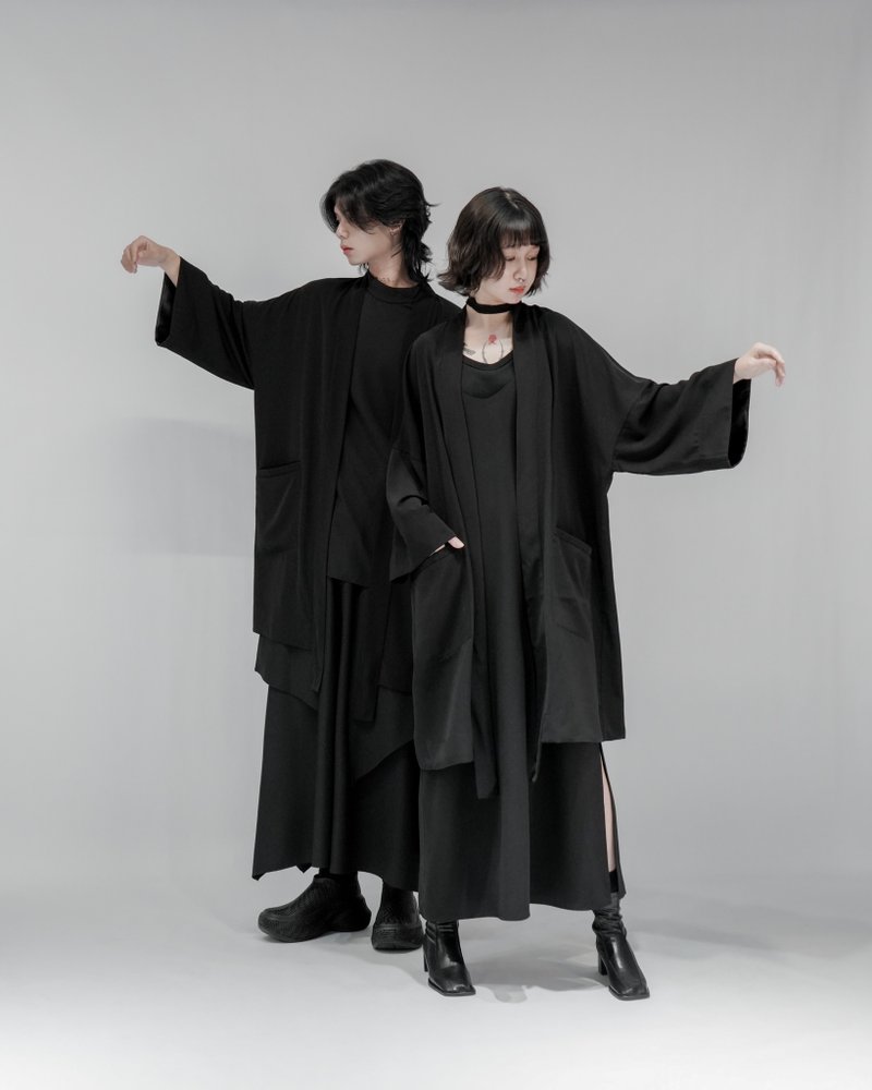 MUKK DESIGN 異材質拼袖和服罩衫 - 其他 - 聚酯纖維 黑色