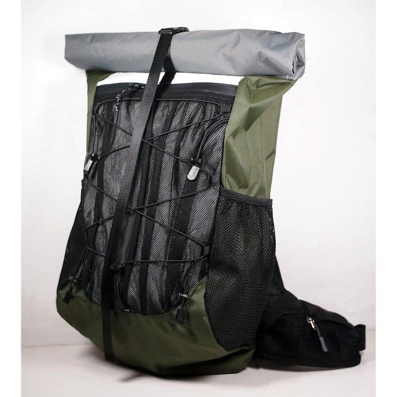 X-PAC roll top 20L 30L 40L 55L Outdoor Hiking Backpack - กระเป๋าเป้สะพายหลัง - วัสดุกันนำ้ หลากหลายสี