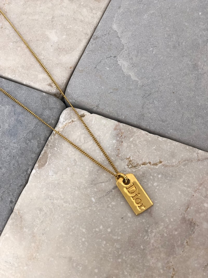 [Direct from Japan, branded used packaging] Christian Dior necklace, gold, logo plate, vintage u6reh2 - Necklaces - Other Metals Gold