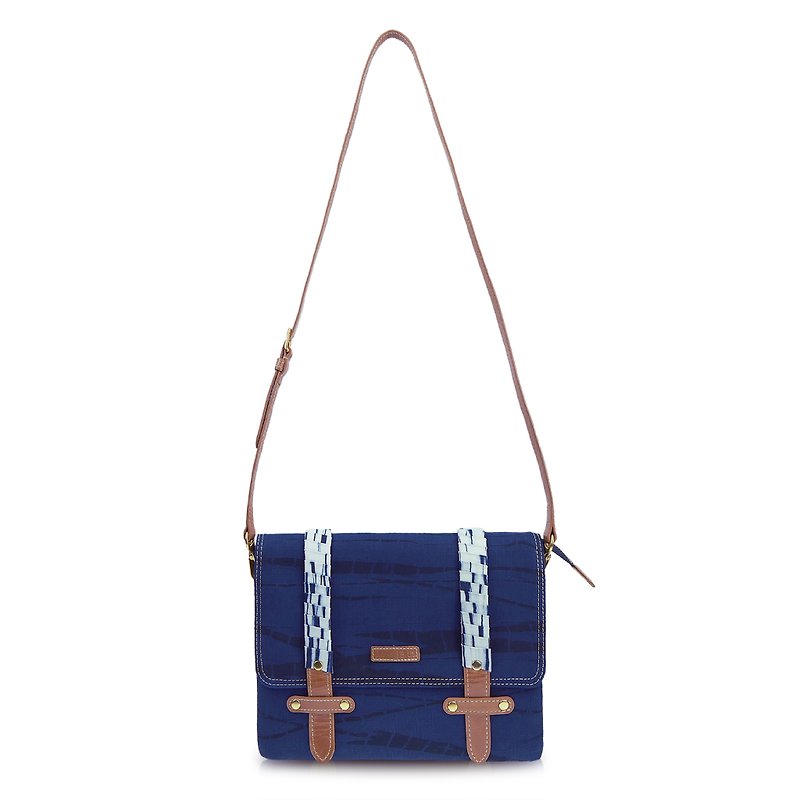 Zhuo also blue dyed - 岚 shadow series side backpack - กระเป๋าแมสเซนเจอร์ - ผ้าฝ้าย/ผ้าลินิน สีน้ำเงิน