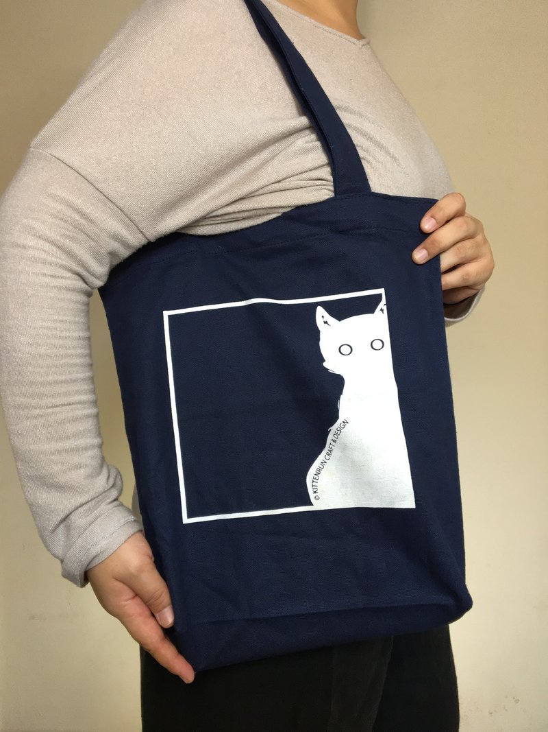 Tote shoulder bag with the peeking cat in a frame - Other - Cotton & Hemp Blue