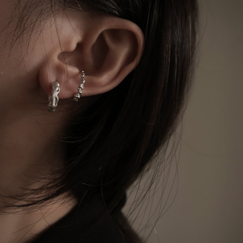 925 sterling silver lake ripple thick easy-buckle glossy matte earrings and a pair of Clip-On - ต่างหู - เงินแท้ สีเทา