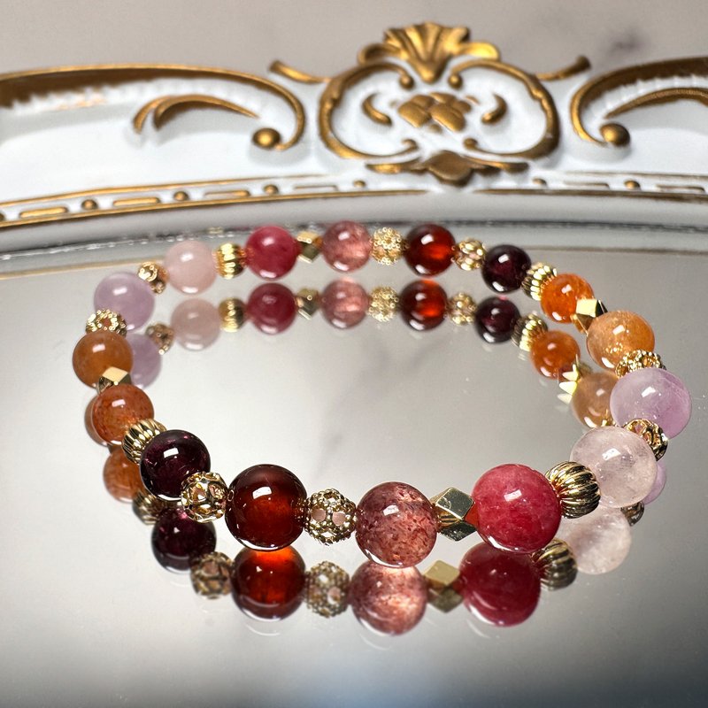 Duobao natural crystal bracelet | Stone| strawberry crystal | rhodonite | rose quartz | golden sun | kunzite - สร้อยข้อมือ - คริสตัล สีแดง