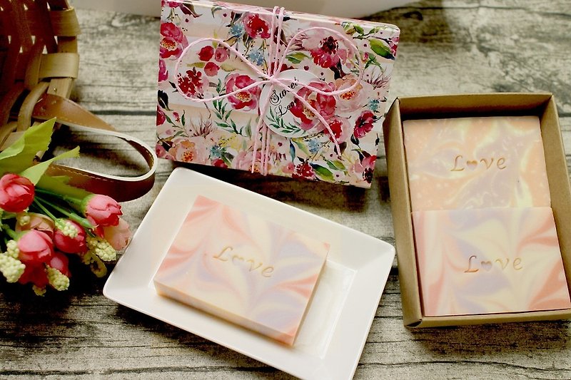 [Soap] Leian Bo Rose Rose I Love You. Bath soap + hand soap into two groups │ │ serve tea ceremony was a small wedding sisters ceremony │ │ │ Exploration Room ceremony bridesmaid ceremony │ Valentine's Day - Hand Soaps & Sanitzers - Other Materials Pink
