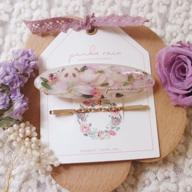 【panda rain彩繪熊貓系列】熊貓君日本押花橢圓形髮夾 - 粉紅 - 髮夾/髮圈 - 樹脂 粉紅色