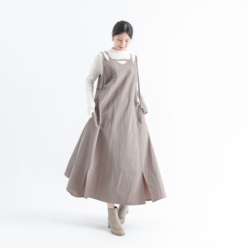 Xinyuan_心願剪裁細肩帶洋裝_24AF109_鐵灰 - 洋裝/連身裙 - 聚酯纖維 灰色