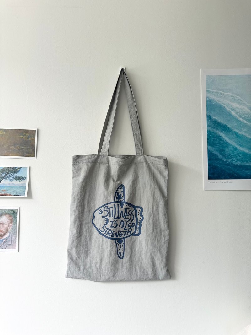 *預購* 翻車魚・防潑水手提包 Tote Bag - 手提包/手提袋 - 尼龍 灰色
