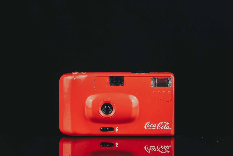Coca Cola 35mm FILM CAMERA #135底片相機 - 相機/拍立得/底片相機 - 其他金屬 黑色