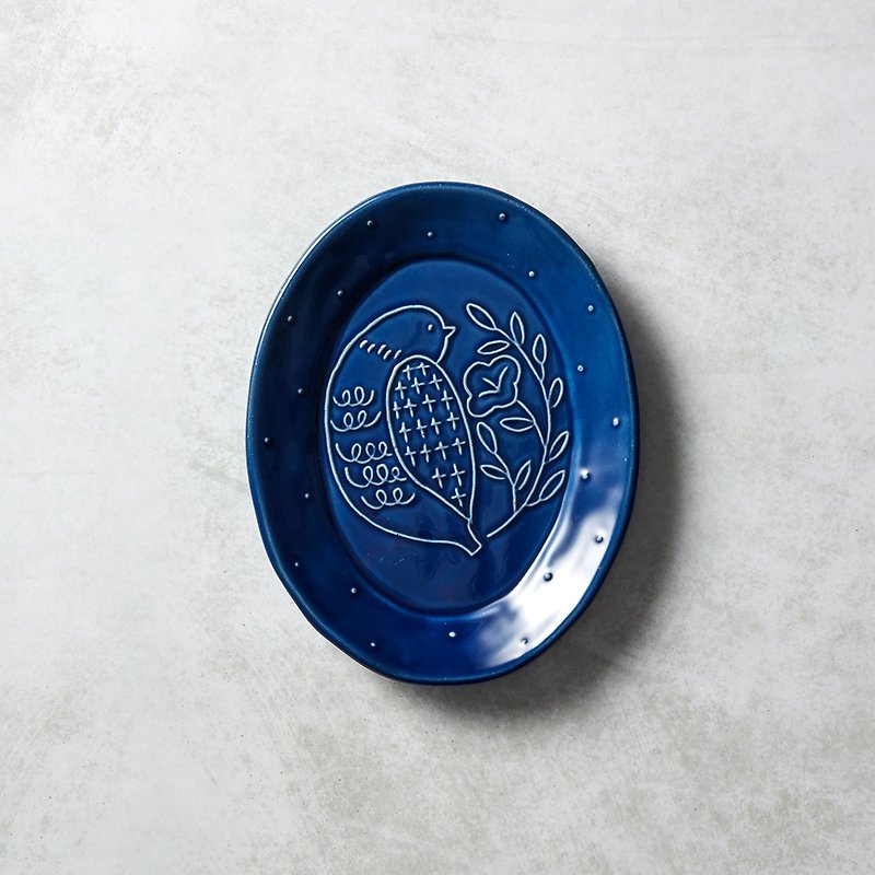 Ishimaru Hasamiyaki-Song of Mori Oval Bird Plate-Azure Blue - จานเล็ก - ดินเผา สีน้ำเงิน