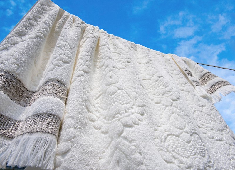 雲舒|葡萄牙製造 小毛巾 頭髮巾 浴巾三件套| 異國風情 |質感毛巾 - 毛巾浴巾 - 棉．麻 白色