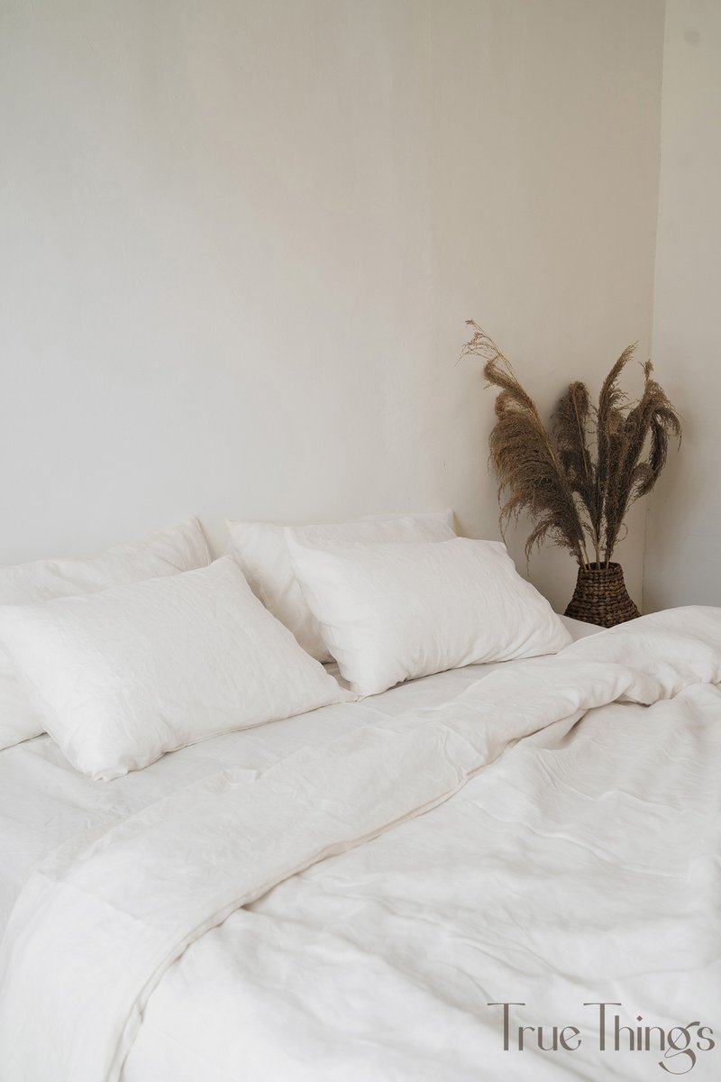 White linen pillowcase / White pillow cover / European, American, Taiwan size - 寢具/床包 - 亞麻 白色