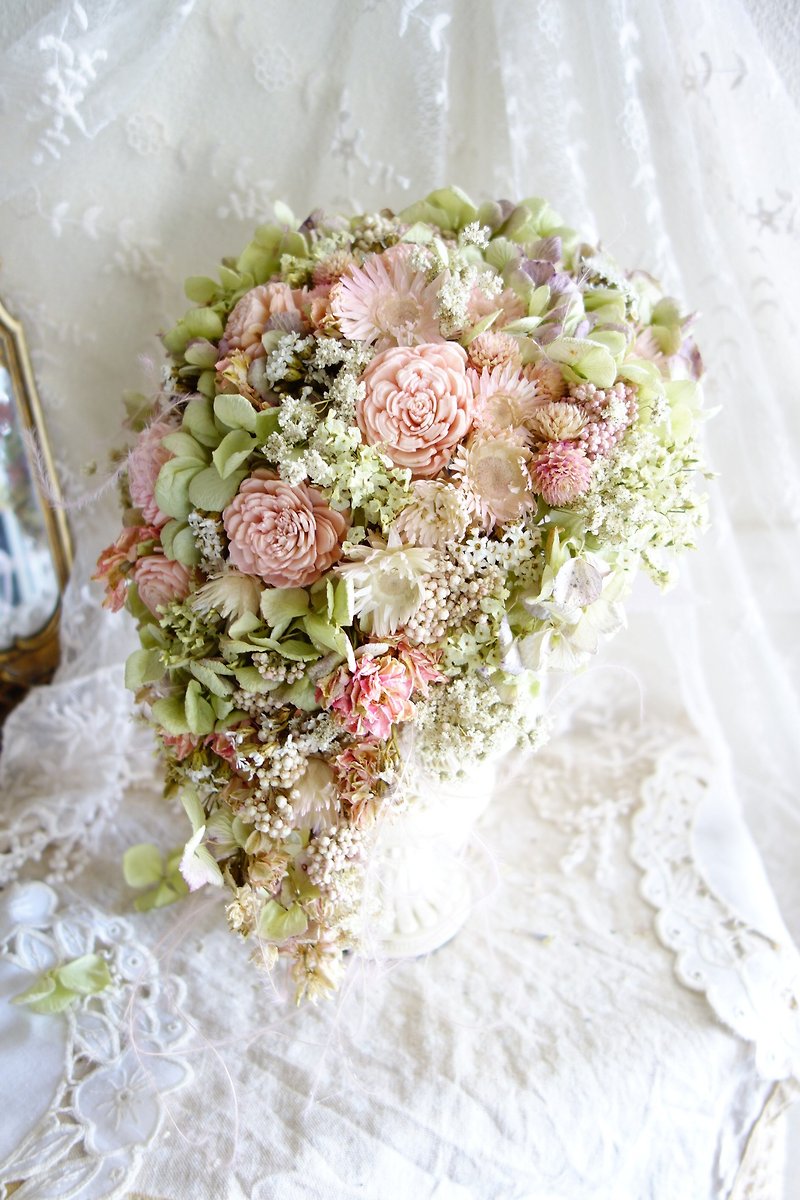 結婚式の花のシリーズ〜ドライドロップピンクローズブーケ - ドライフラワー・ブーケ - 寄せ植え・花 ピンク