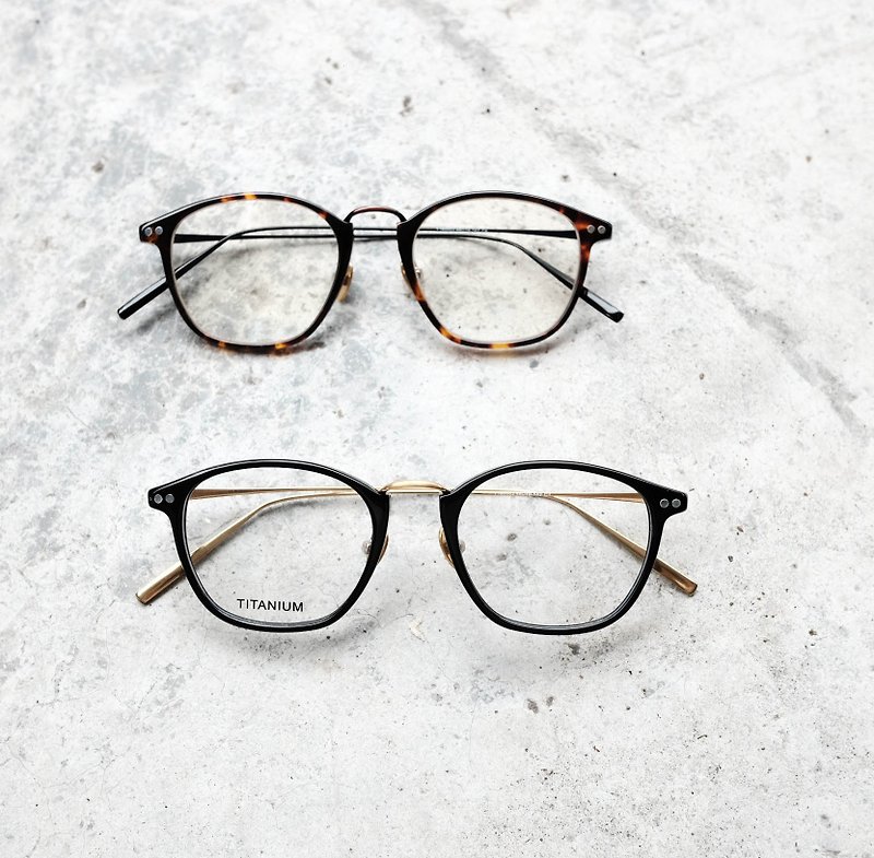 【目目商行】超熱賣款 輕量板材/鈦金屬鏡腳 小方款黑色 - 眼鏡/眼鏡框 - 其他材質 黑色