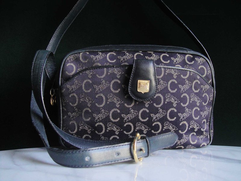 【オールドタイム OLD-TIME】初期の中古 古袋 イタリア製 CELINE キャリッジ 老眼 ショルダーバッグ - ショルダーバッグ - その他の素材 多色