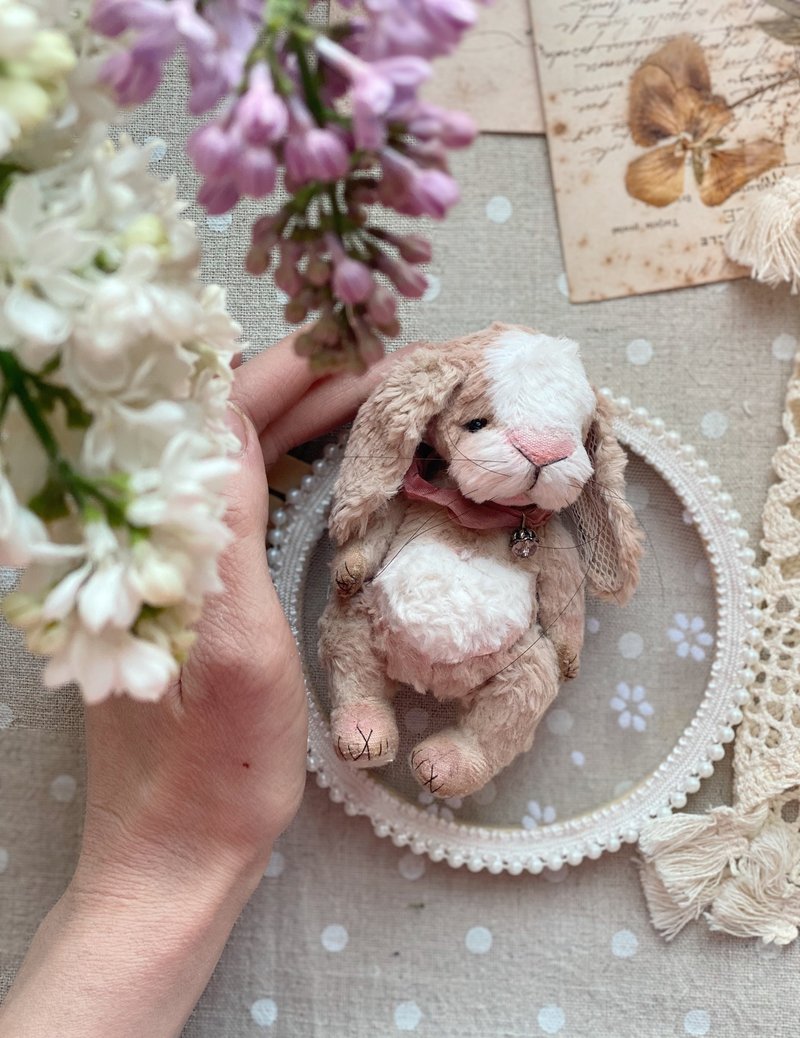 Artist teddy bunny Bonny - ตุ๊กตา - วัสดุอื่นๆ สึชมพู