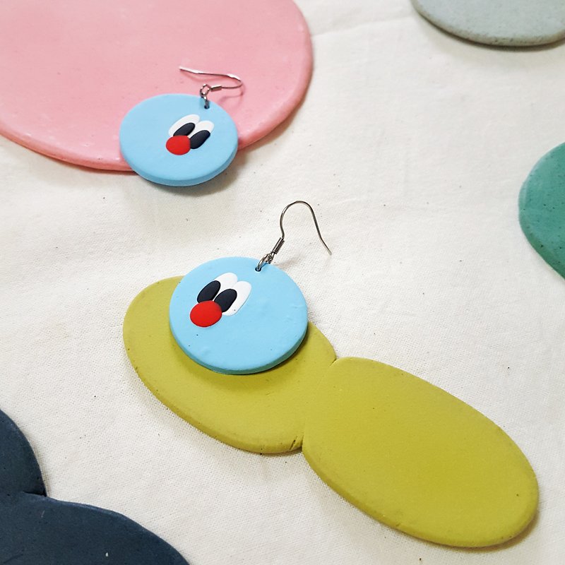 ㄎㄧㄤ series earrings-cute expression blue round (welcome inquiries ~ Clip-On can be changed) - ต่างหู - ดินเหนียว สีน้ำเงิน