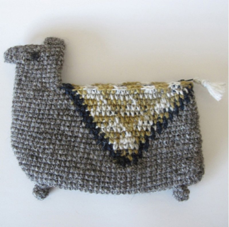 Earth tree fair trade-alpaca hand-woven zip pouch - กระเป๋าเครื่องสำอาง - ขนแกะ 