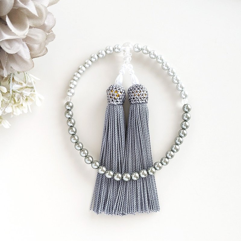 [For women/Main ball 6mm] Graceful small pearl mala, abbreviated rosary/Haibusa - Bracelets - Crystal Gray