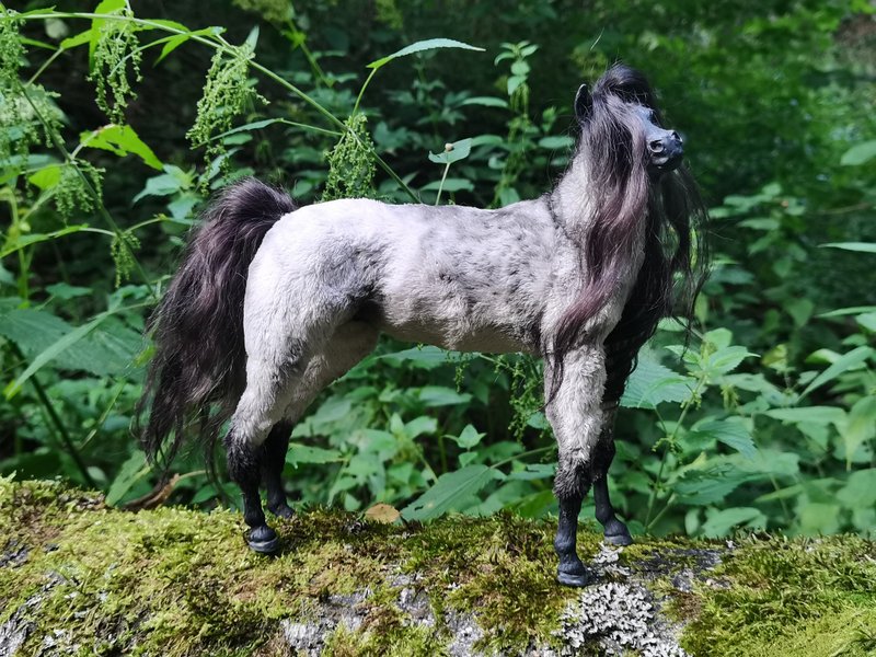 Horse realistic animal stuffed! poseable artdoll - ตุ๊กตา - วัสดุอีโค หลากหลายสี