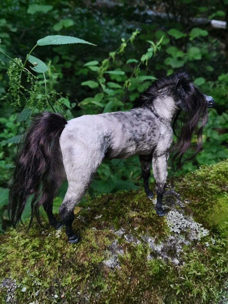 Horse realistic animal stuffed! poseable artdoll - 公仔/玩偶 - 環保材質 多色