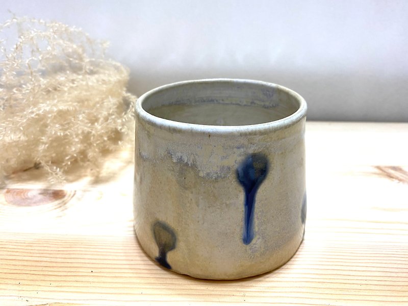Dots-Pottery Cups / Pottery - Mugs - Pottery Blue