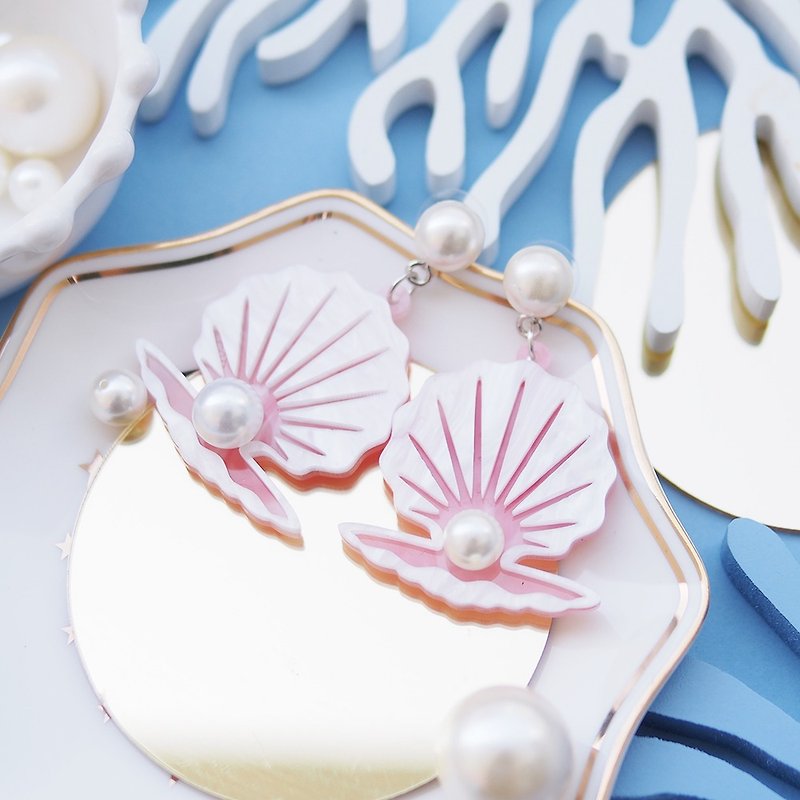 Shell Earrings - Earrings & Clip-ons - Acrylic Pink