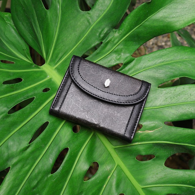 LILY Coin Purse - Black - 零錢包/小錢包 - 植物．花 黑色