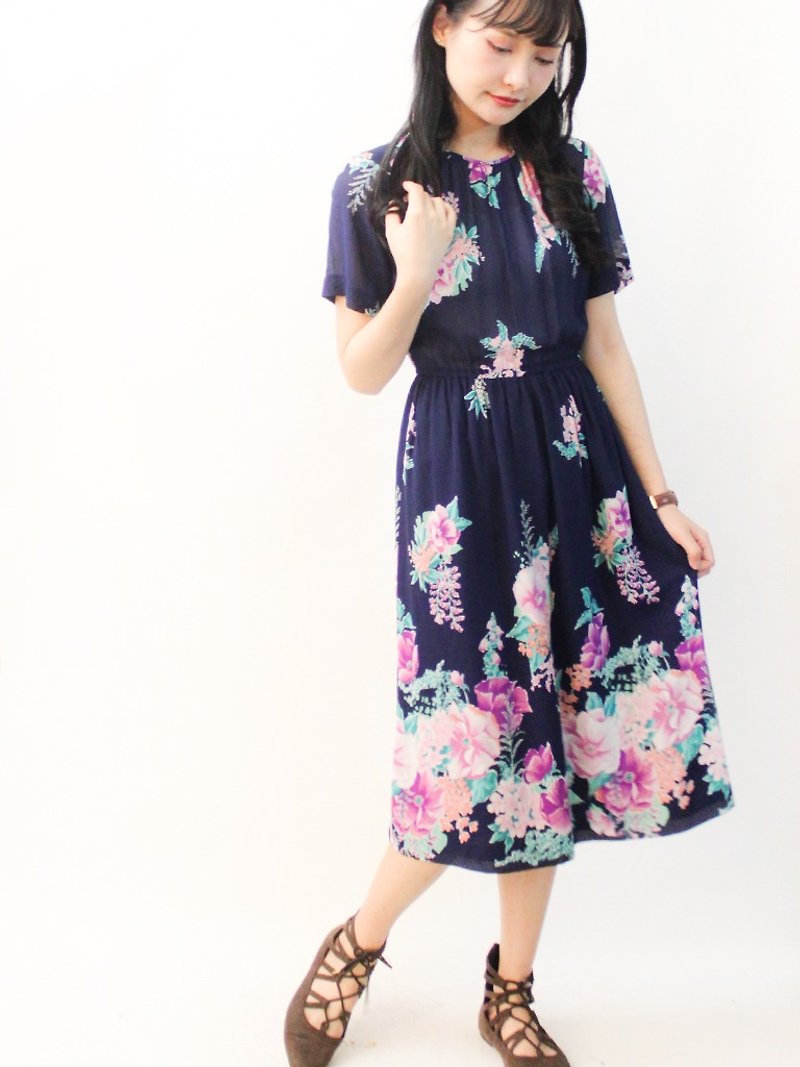 復古日本製典雅浪漫花朵深藍色短袖古著洋裝 Vintage Dress - 洋裝/連身裙 - 聚酯纖維 藍色