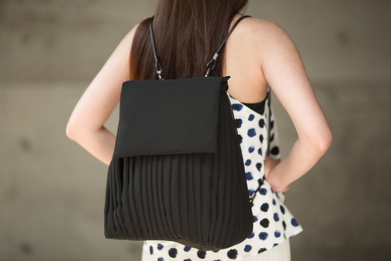 vingt six black backpack (can be used on shoulders) - Backpacks - Polyester Black