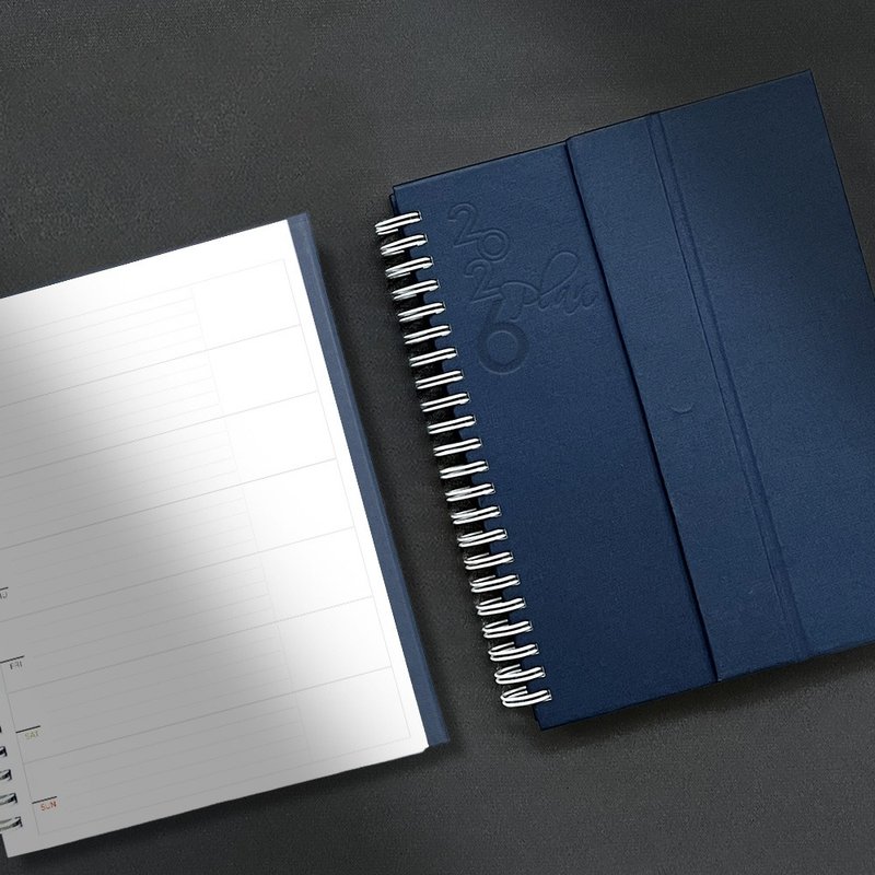 2026日誌筆記本-行事曆-無時效手帳-附紙盒包裝-禮物 - 筆記本/手帳 - 紙 藍色