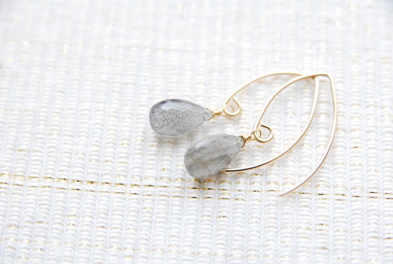 Labradorite of Marquis hook earrings (14kgf) - Earrings & Clip-ons - Gemstone Gray