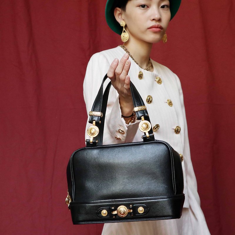 Pumpkin Vintage. Classic Gianni Versace Vanessa Sun God Handmade Antique Bag - Handbags & Totes - Genuine Leather Black