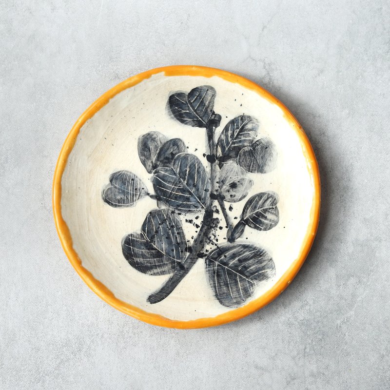 墨葉冬景 手繪盤 - 碟/盤子/餐盤 - 陶 黑色