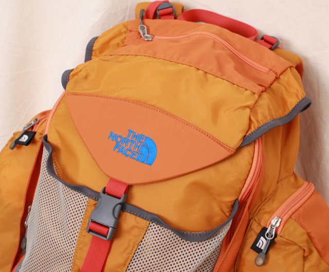 Vintage the deals north face backpack