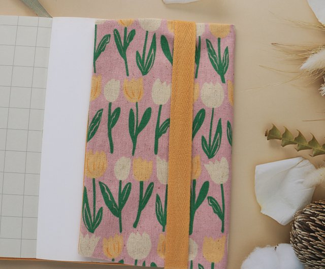 Areum様ご注文ページ ♡♡ チューリップ畑のブックカバー