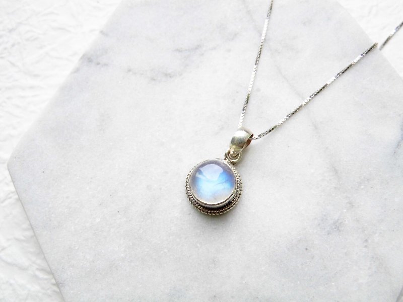 Moonstone 925 sterling silver simple style necklace - Necklaces - Gemstone Blue
