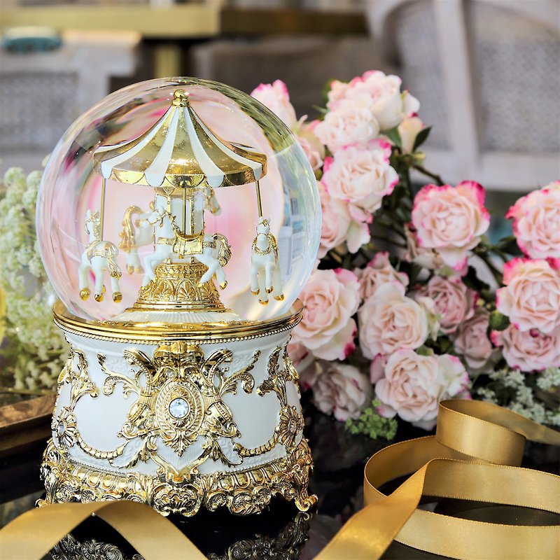 Golden Waltz Crystal Ball Music Box Valentine's Day Birthday Gift Home Decoration Christmas Gift - Items for Display - Glass Gold