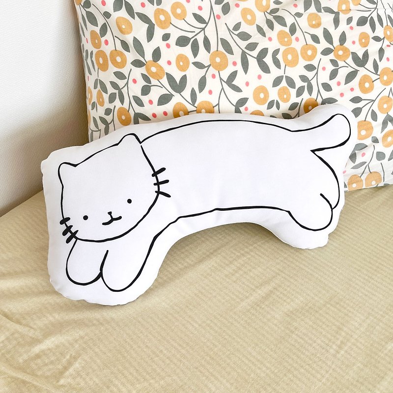 抱枕 | 黛瓅有隻貓白貓老闆頸枕靠枕午安枕 - 枕頭/咕𠱸 - 其他材質 