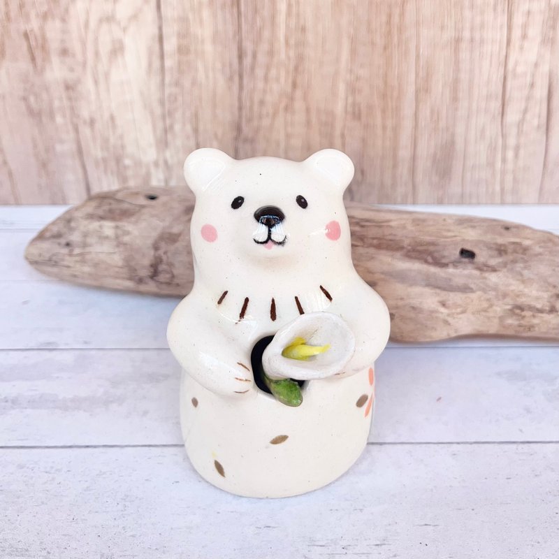 A Lu bear pottery pottery with calla lilies pottery flowers/gift handmade hand-painted original only one piece - Pottery & Ceramics - Pottery Multicolor