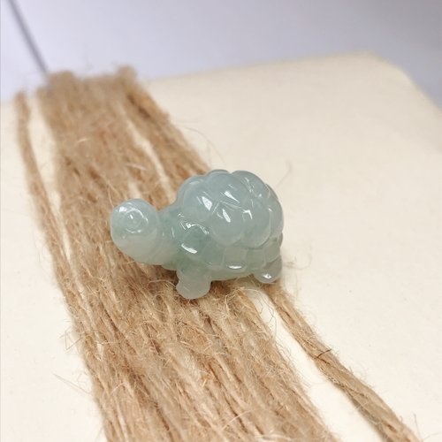 幸運・長寿】氷翡翠亀の置物 | 天然ビルマ産A級翡翠 | ギフト