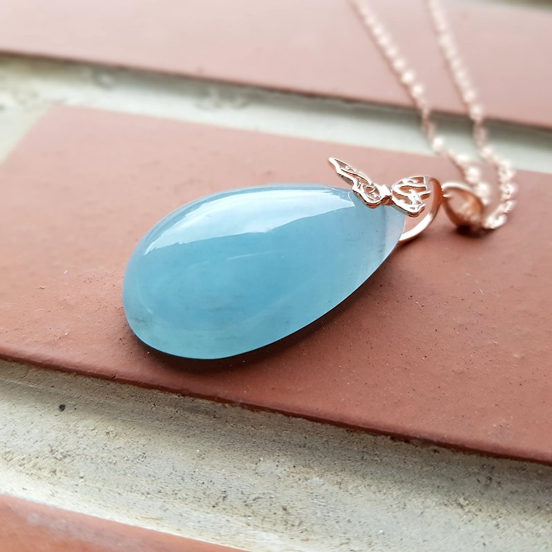 Girl Crystal World-[Water Butterfly]-Aquamarine Necklace Pendant with Electroplated Rose Gold Chain - Necklaces - Gemstone Blue