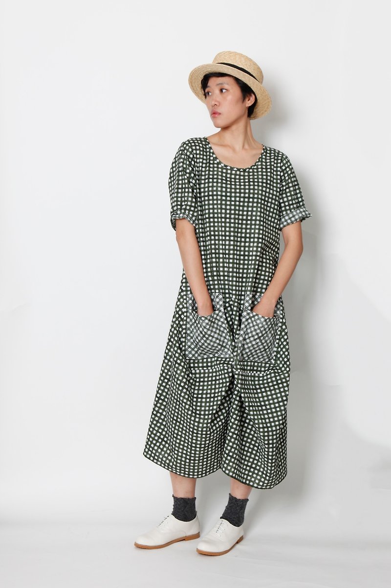 And - Close Touch - Front Duffle Short Sleeve Dress - One Piece Dresses - Cotton & Hemp Green