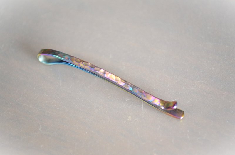Titanium hairpin・純チタンヘアピン・鎚目・桃や青５５mm - 髮夾/髮圈 - 其他金屬 多色
