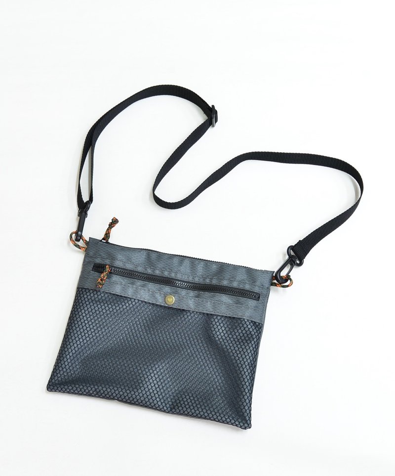 Extremely lightweight crossbody bag/passport bag/lightweight bag - กระเป๋าแมสเซนเจอร์ - พลาสติก สีเทา