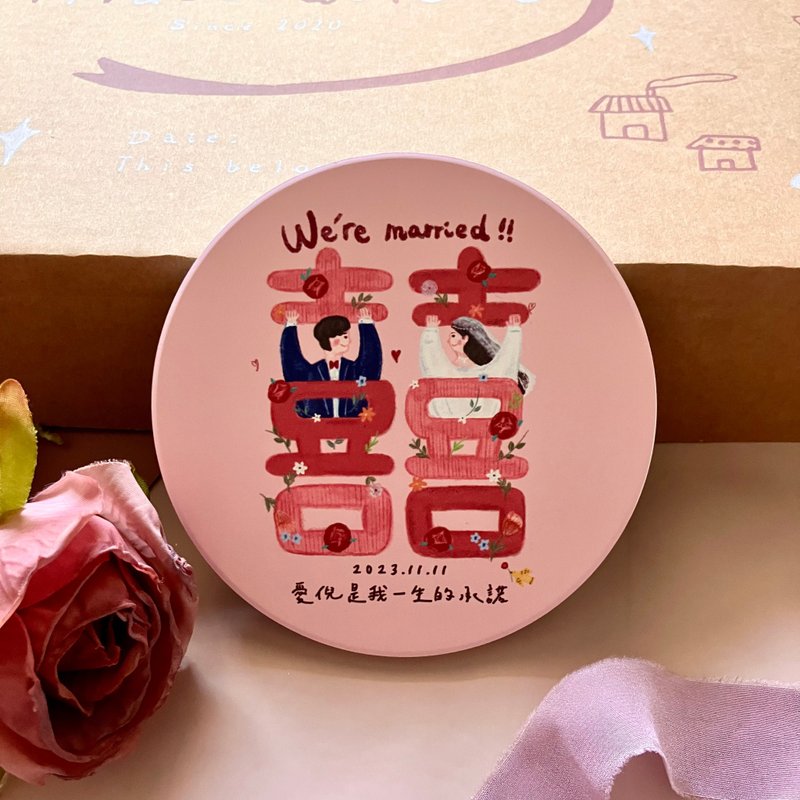 【客製】吸水陶瓷杯墊-吾家有囍 婚禮小物 可愛插畫 位上禮 - 擺飾/家飾品 - 陶 粉紅色